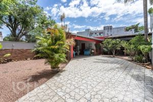 Image 6 - 876396