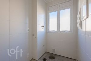 Image 10 - 876399