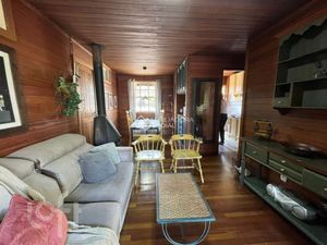 Image 14 - 876402