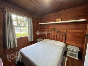Image 8 - 876402