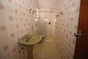 Image 10 - 876409