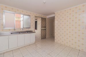 Image 22 - 876409