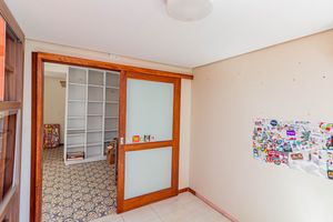 Image 37 - 876413