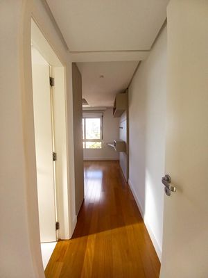 Image 13 - 876415