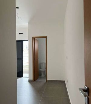 Image 6 - 876416