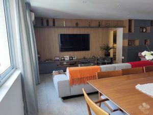 Image 5 - 876446