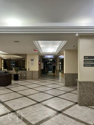 Image 36 - 876447