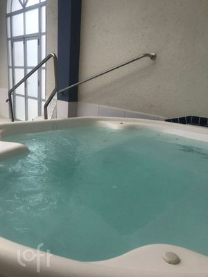Image 9 - 876447