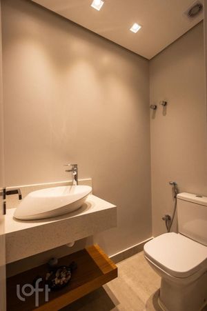 Image 15 - 876448