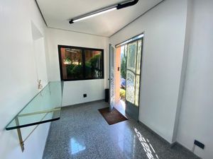 Image 18 - 876449