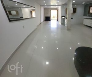 Image 4 - 876450
