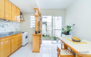 Image 4 - 876451