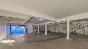 Image 10 - 876456