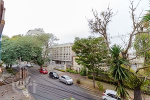 Image 21 - 876457