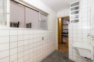 Image 32 - 876463
