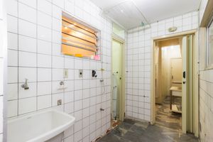 Image 33 - 876463
