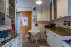 Image 2 - 876464