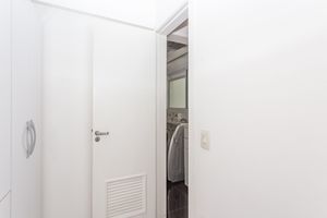 Image 38 - 876465