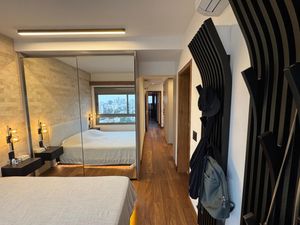 Image 9 - 876466