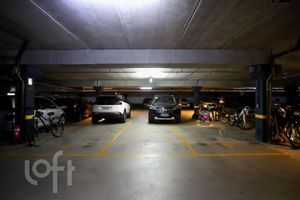Image 29 - 876474