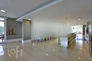 Image 32 - 876474