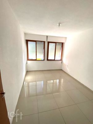 Image 10 - 876507