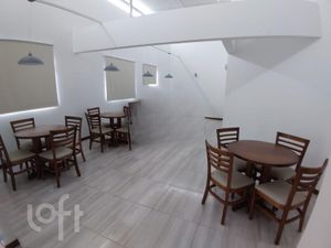 Image 21 - 876508