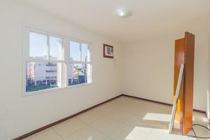 Image 13 - 876516