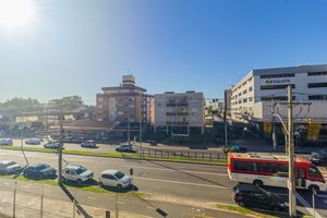 Image 16 - 876516