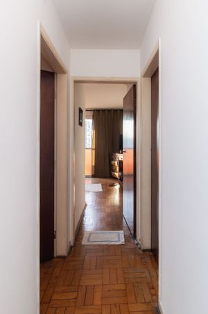Image 4 - 876517