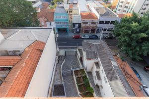 Image 11 - 876517
