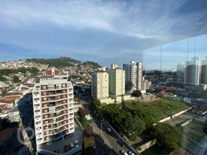 Image 25 - 876518