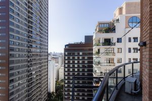 Image 7 - 876520