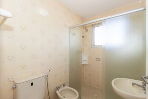 Image 13 - 876526