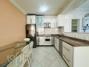Image 7 - 876527