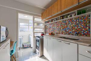 Image 8 - 876528