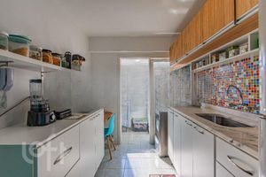 Image 3 - 876528