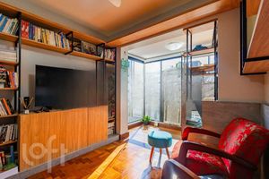 Image 4 - 876528