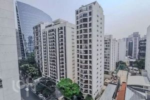 Image 9 - 876529