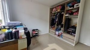Image 14 - 876530
