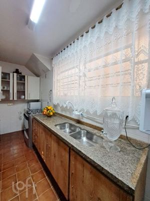 Image 22 - 876533
