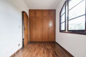 Image 34 - 876535