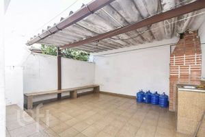 Image 16 - 876535