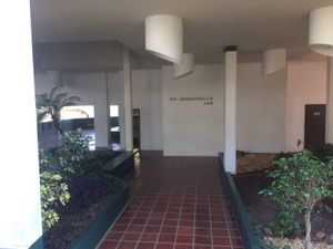 Image 2 - 876539