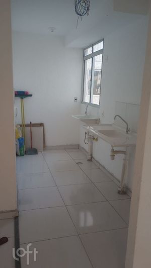Image 2 - 876554