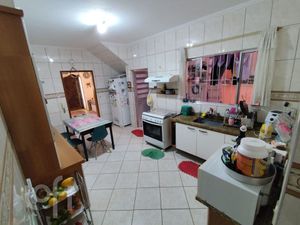 Image 2 - 876555