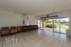 Image 47 - 876557