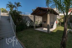 Image 39 - 876557