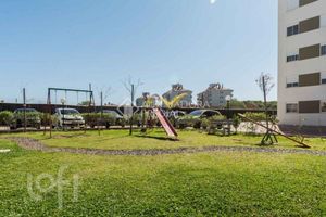 Image 36 - 876557