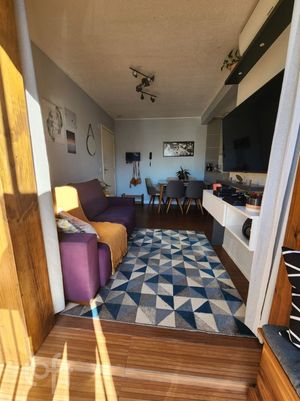 Image 16 - 876557
